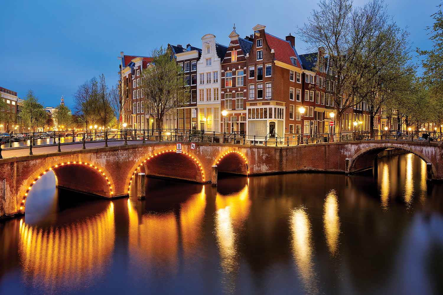 /Assets/CruiseGallery/Thumb/christmasmarketsrhine_AmsterdamIMG_5927oloneo_gallery.jpg