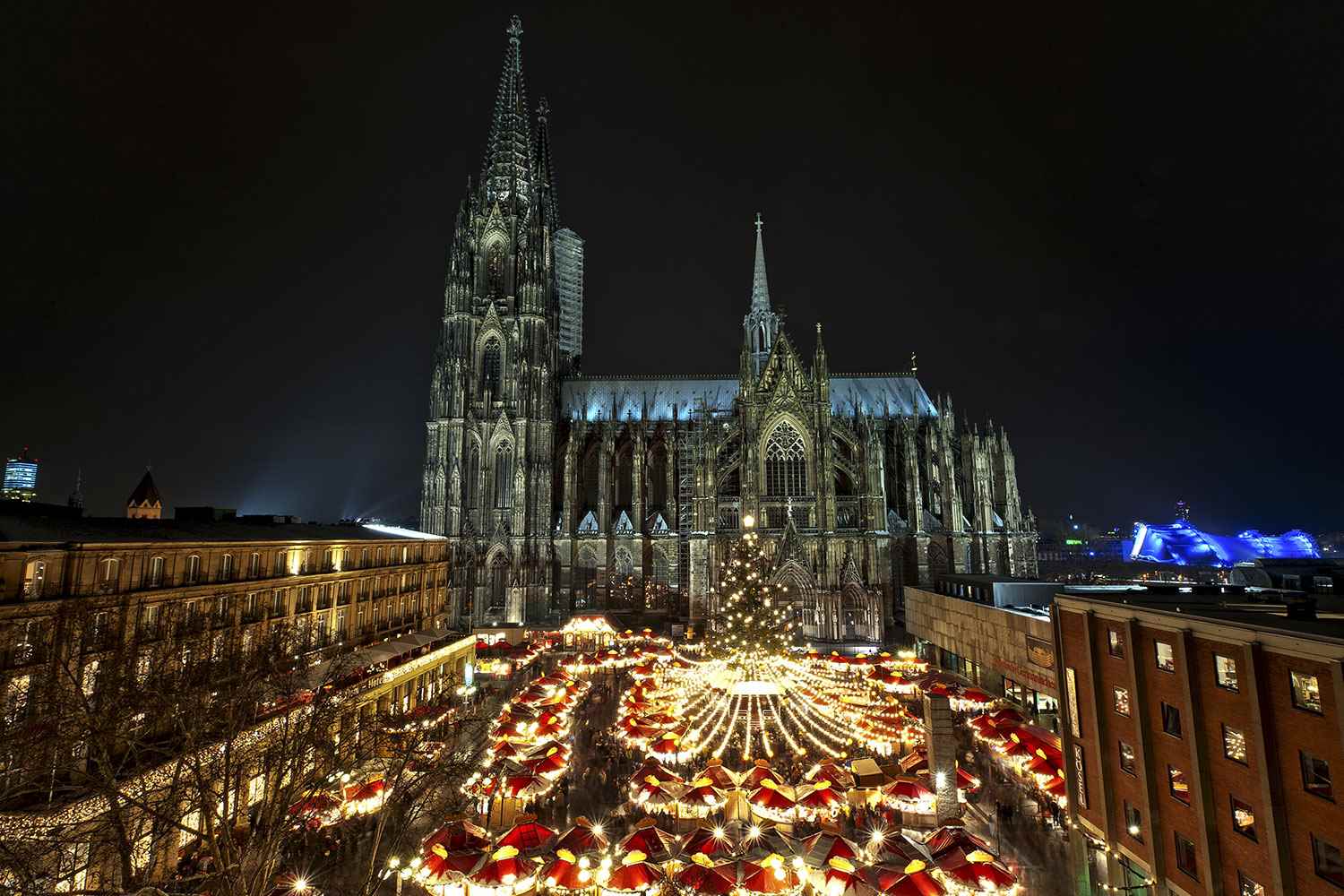 /Assets/CruiseGallery/Thumb/christmasmarketsrhine_Cologne_ss_92699032_ChristmasMarket_gallery.jpg
