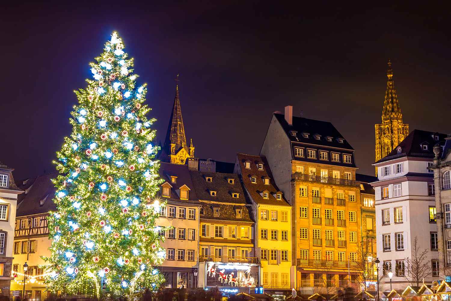 /Assets/CruiseGallery/Thumb/christmasmarketsrhine_FRANCE_Strasbourg__iStock_74659521_gallery.jpg