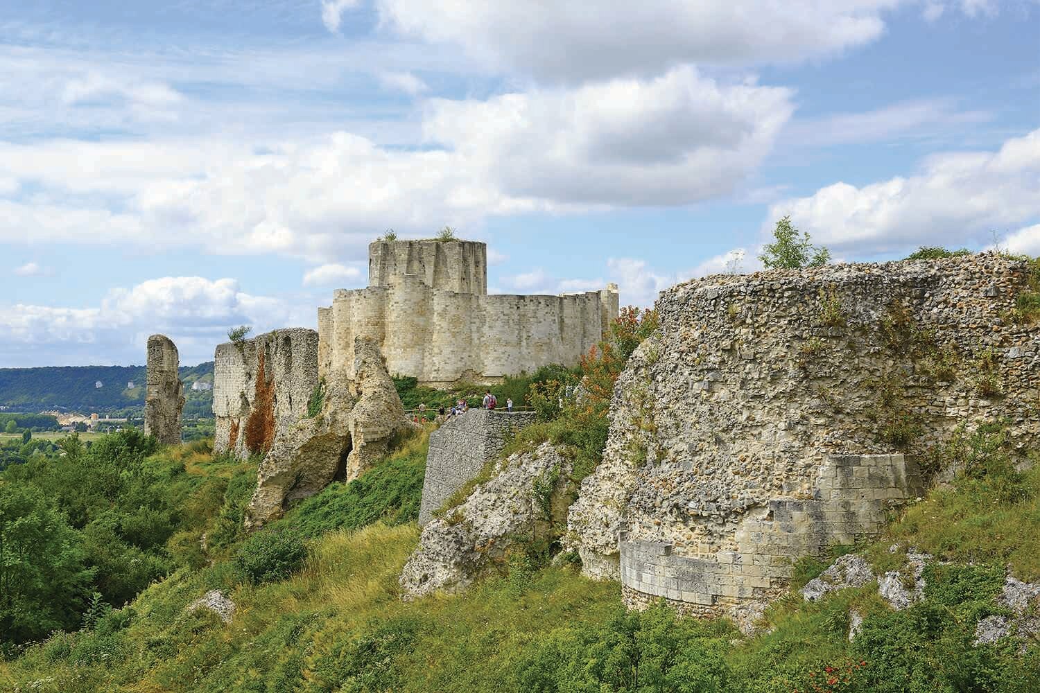 /Assets/CruiseGallery/Thumb/parisnormandy_ss154193150_ChateauGaillard_gallery.jpg