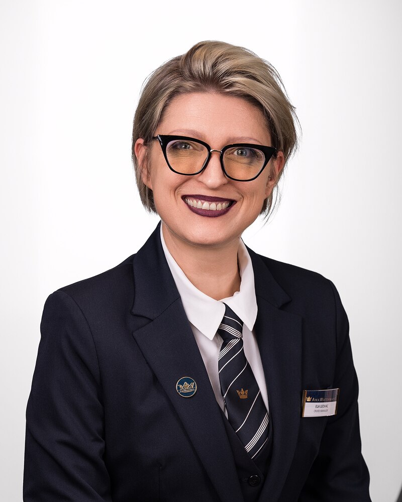 Ela L.