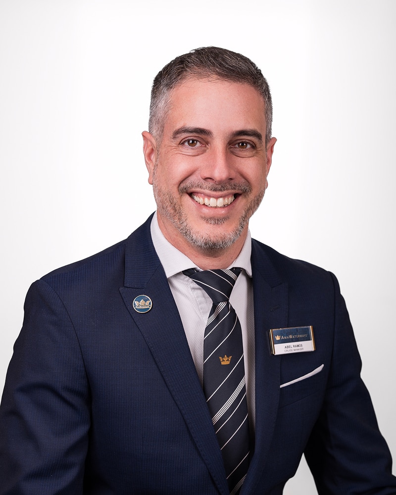 Abel R.