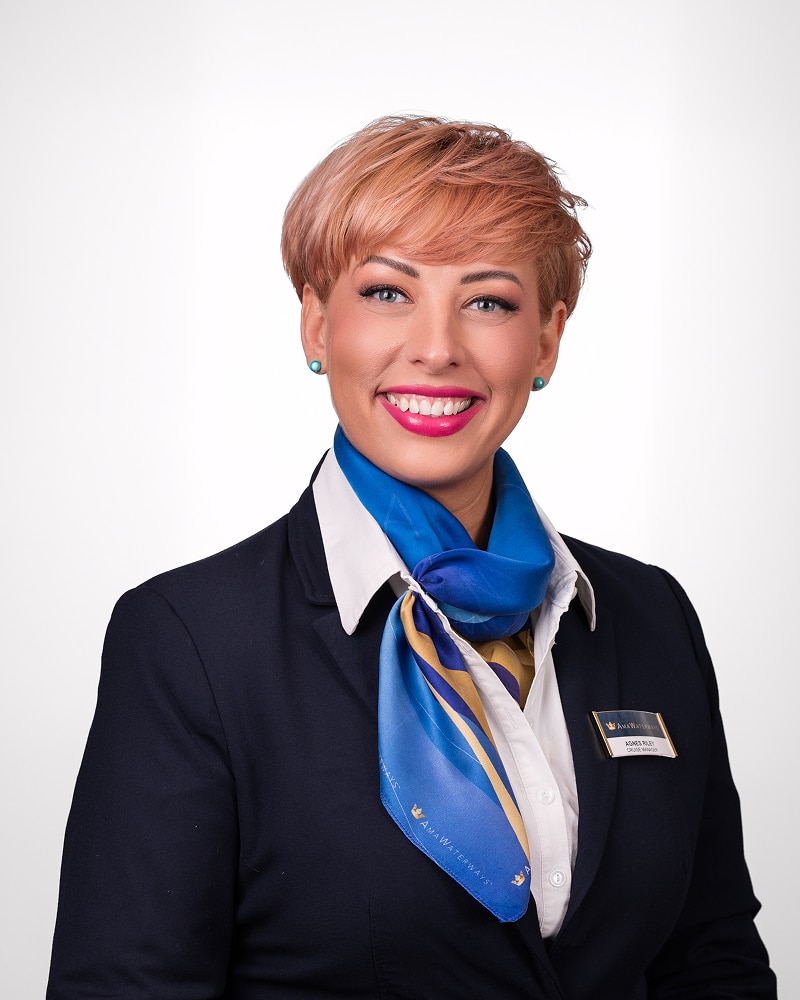 Agnes R.